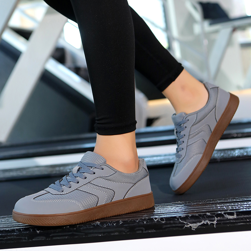 รองเท้าหัวกว้างแบบยูนิเซ็กส์ ห - Outdoor Sport Court บทวิจารณ์และราคา